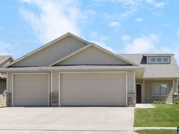5416 S Eastwind Ave, Sioux Falls, SD 57108