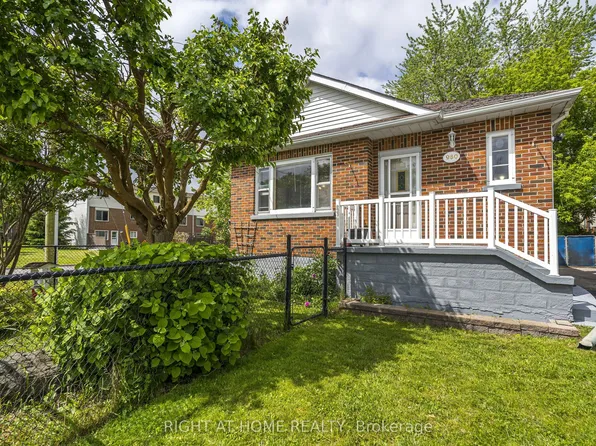 980 Glen St, Oshawa, ON L1J 3V1