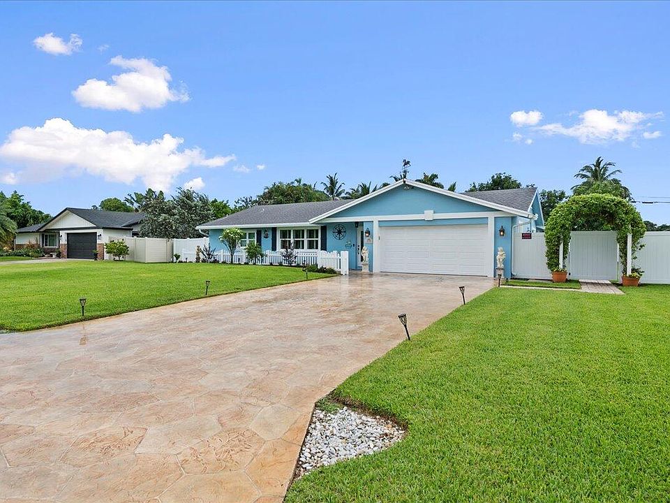 1st image of 4570 Brady Boulevard