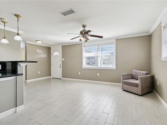 4th image of 4910 Schindler Dr