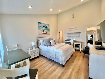 231 Dune Road #919, Westhampton Beach, NY, 11978