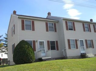 35 Valley View Ln APT D, Bangor, ME 04401
