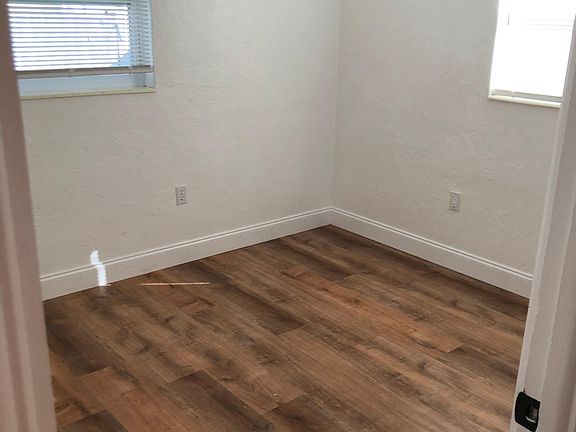 3rd image of 6348 43rd Ave N