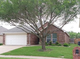 12116 Bellegrove Rd, Burleson, TX 76028