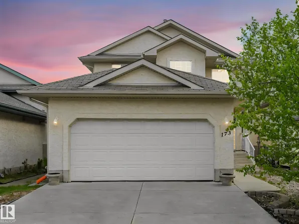 173 Castle Dr NW, Edmonton, AB T5X 6G4