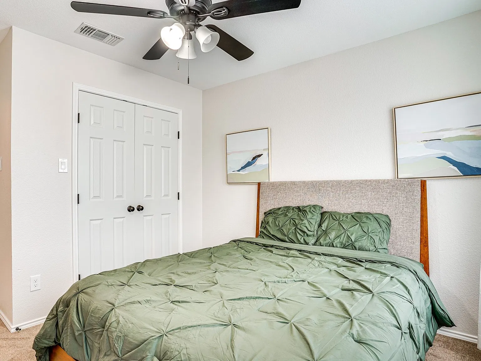 5 bed, 3515 sqft, $9,500 — Photo 3