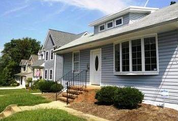 1st image of 106 Brewer Ave