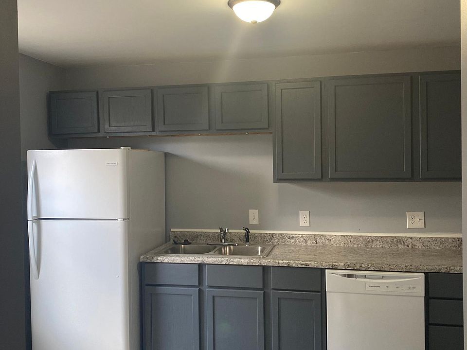 1st image of 436-438 S Napoleon Ave