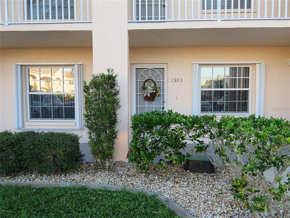 1st image of 12144 SW Egret Cir APT 1303