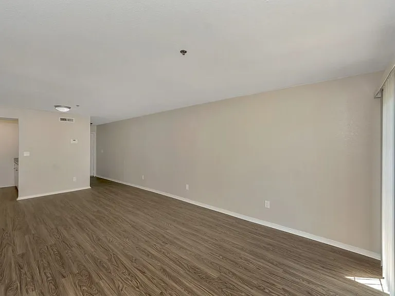 Lake Hefner Townhomes — Photo 13