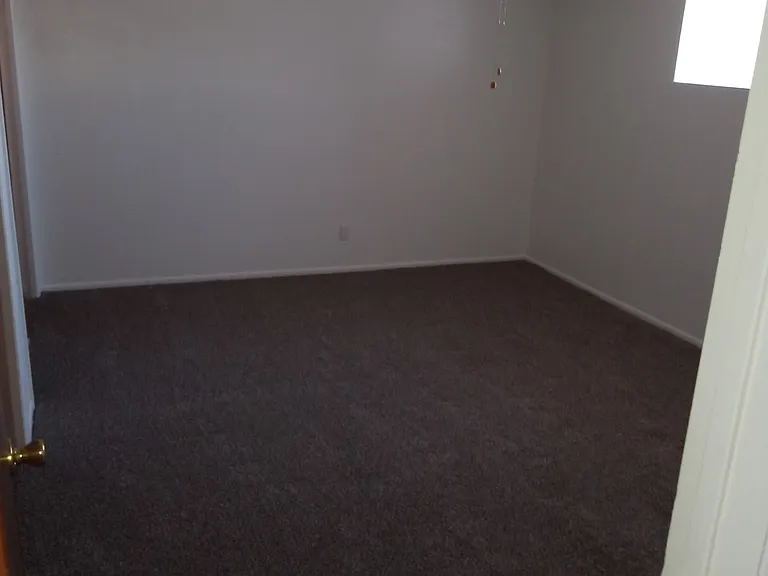 2606 Lynnwood St #17 — Photo 5