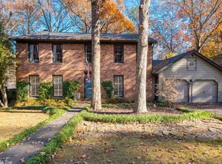 51 Tallyho Ln, Little Rock, AR 72227