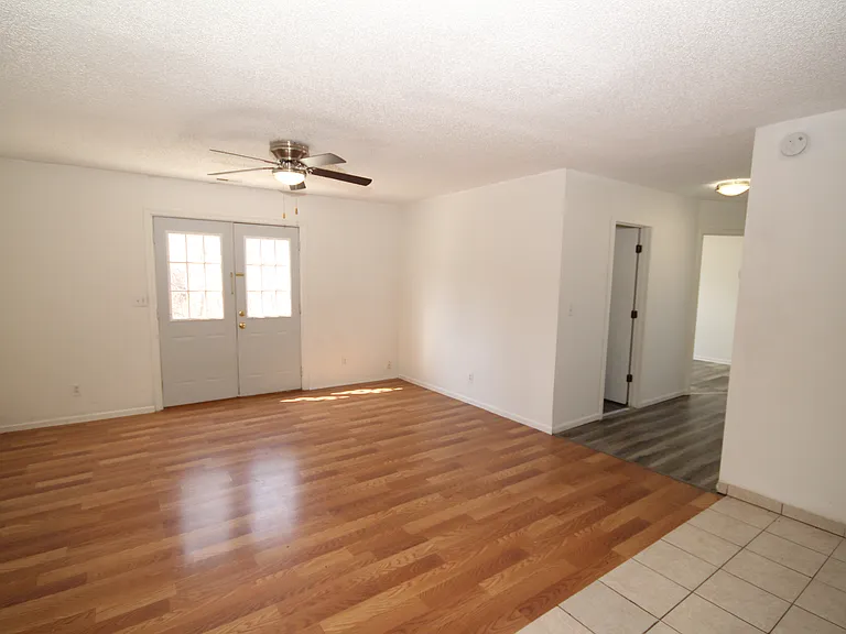719 N Main St #2 — Photo 4