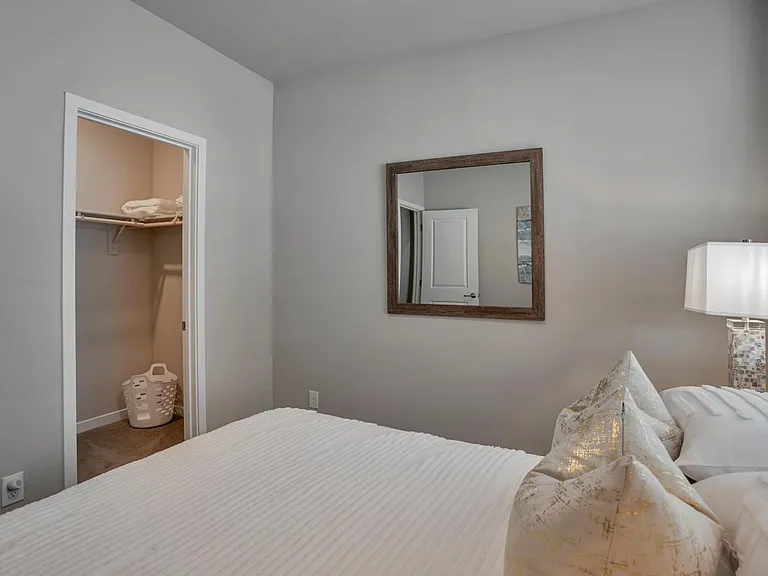 1618 Pagoda Ln — Photo 16