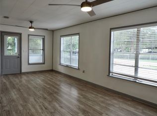 127 S Fenner Ave, Cleveland, TX 77327