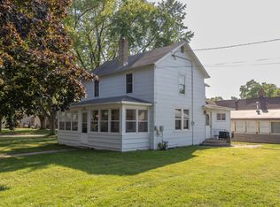 736 Jefferson Ave, Wabasha, MN 55981