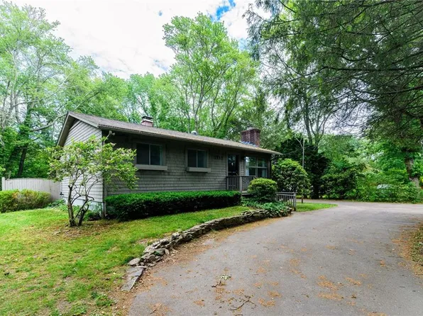 1735 Kingstown Rd, South Kingstown, RI 02879