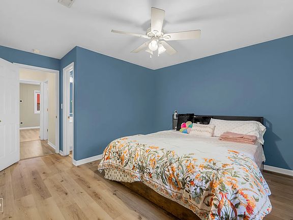 5th image of 1850 Tall Oaks Dr #2260