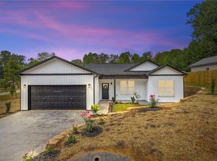 1488 Steve St, Kernersville, NC 27284