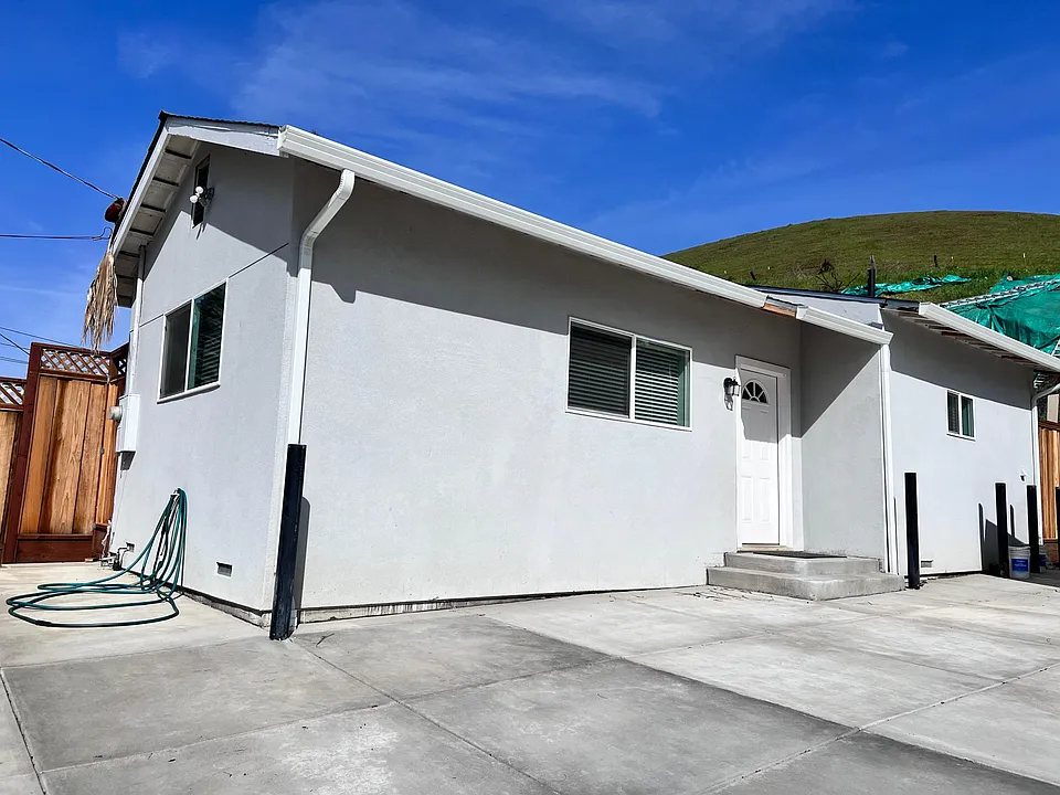 36116 Mission Blvd