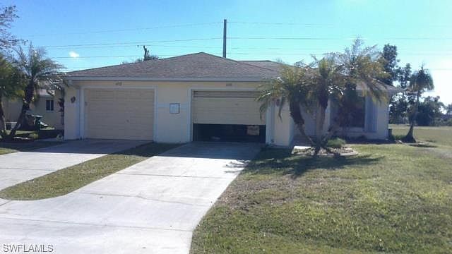 1st image of 610/612 SE 8th St