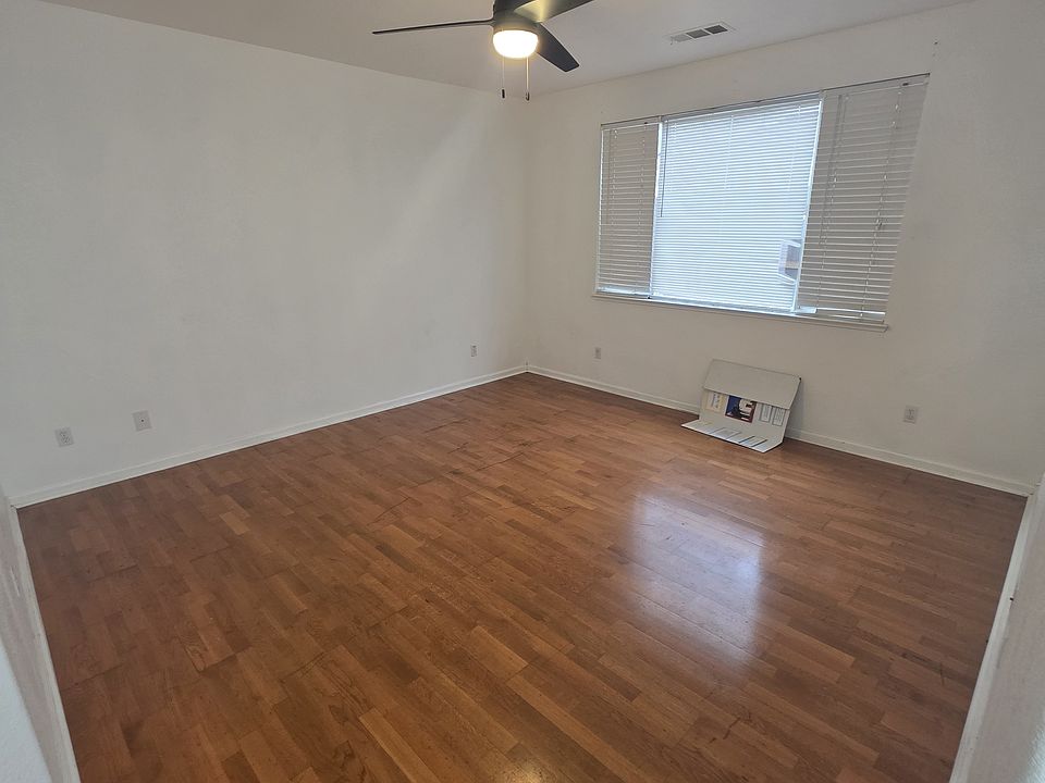 1st image of 2533 Lonnie Beck Way
