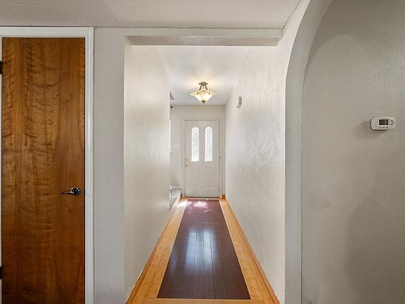 3rd image of 2508 Mardell Dr