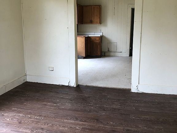 3rd image of 1442 Natalie St