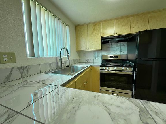 2nd image of 5260 Rex Ave