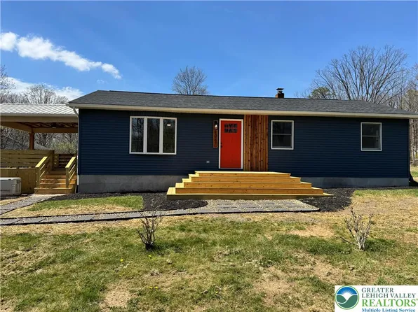 1067 Broadview Dr, Jim Thorpe, PA 18229