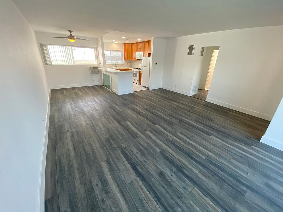 1st image of 11917 Kiowa Ave #6