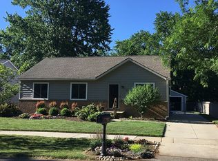 60 Woodslee St, Troy, MI 48083