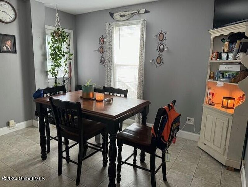 5th image of 21 Gilbert Street