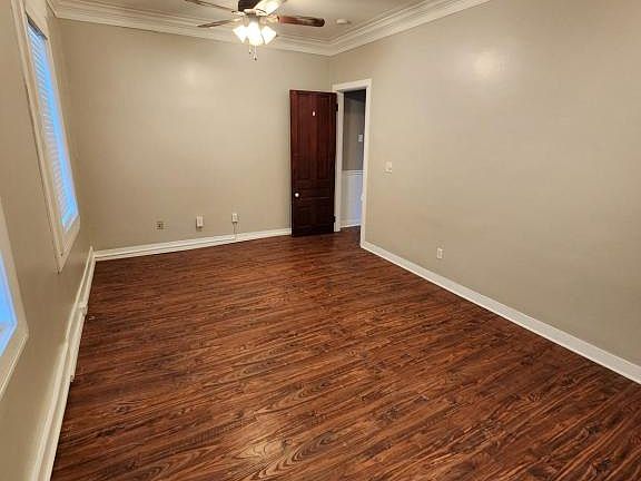 4th image of 101 E Center St