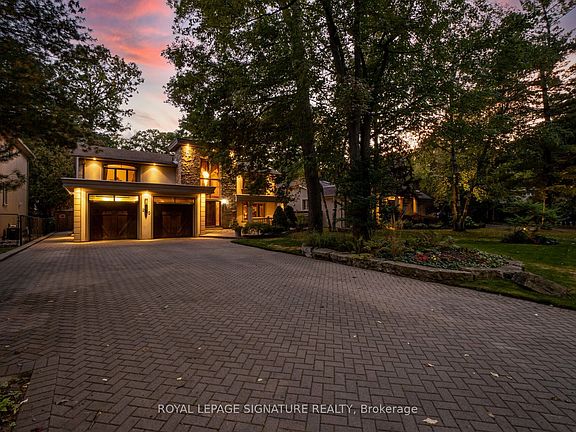 2nd image of 2130 Autumn Breeze Dr N