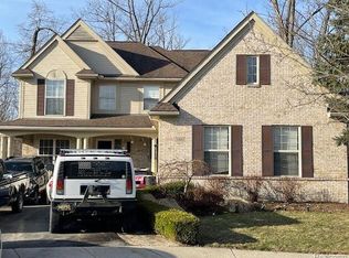 3002 Richmond Dr, Clarkston, MI 48348
