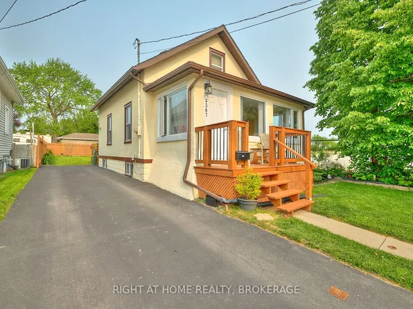 4367 Homewood Ave, Niagara Falls, ON L2E 4X3