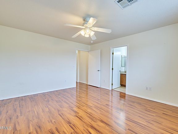 4th image of 4064 E Melinda Ln