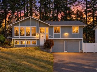 5456 Pineridge Drive NE, Bremerton, WA 98311