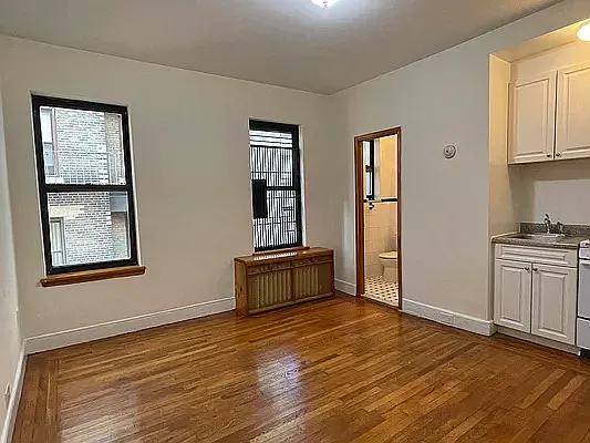 Rented by Oxford Property Group | media 1