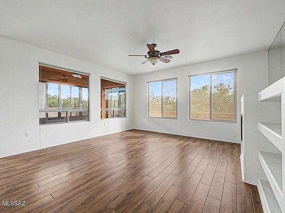 3rd image of 2233 W Gramercy Dr