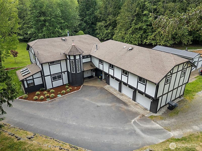 4th image of 9300 86th Avenue NW