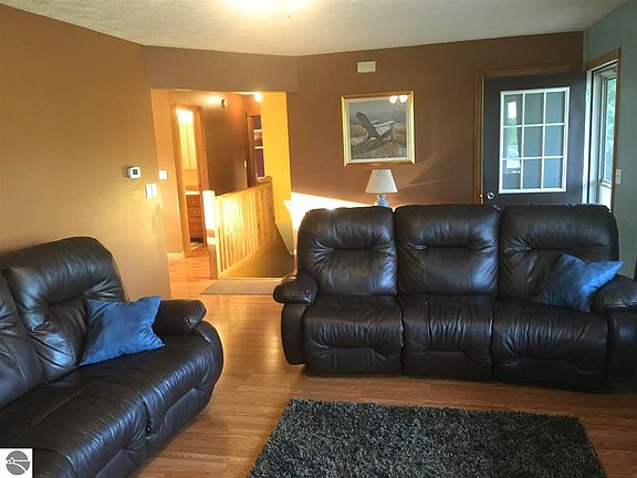 4th image of 1304 Blackford Blvd