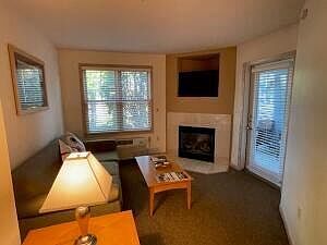 4th image of 123 Center STREET #309