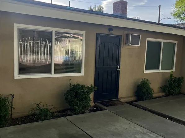 3495 E 21st St #B, Highland, CA 92346