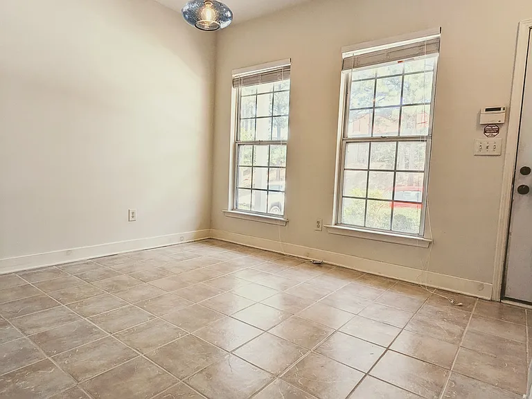 3369 Hidden Cove Cir — Photo 4