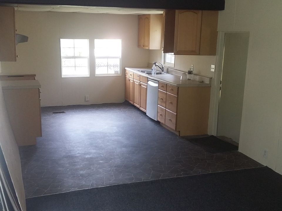 2nd image of 2875 N Bucknell Ter