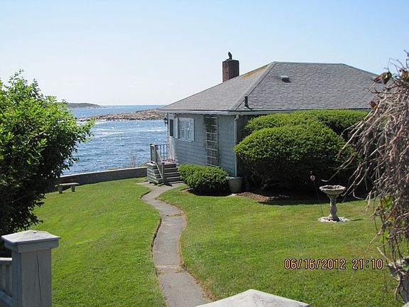 looking from road to house