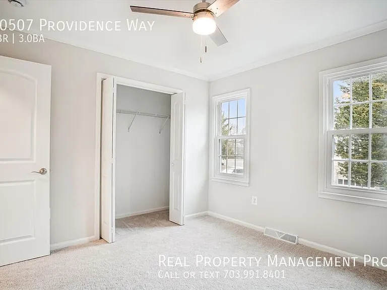 10507 Providence Way — Photo 16