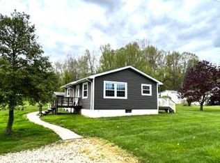 948 Baltzley Valley Rd SE, New Philadelphia, OH 44663